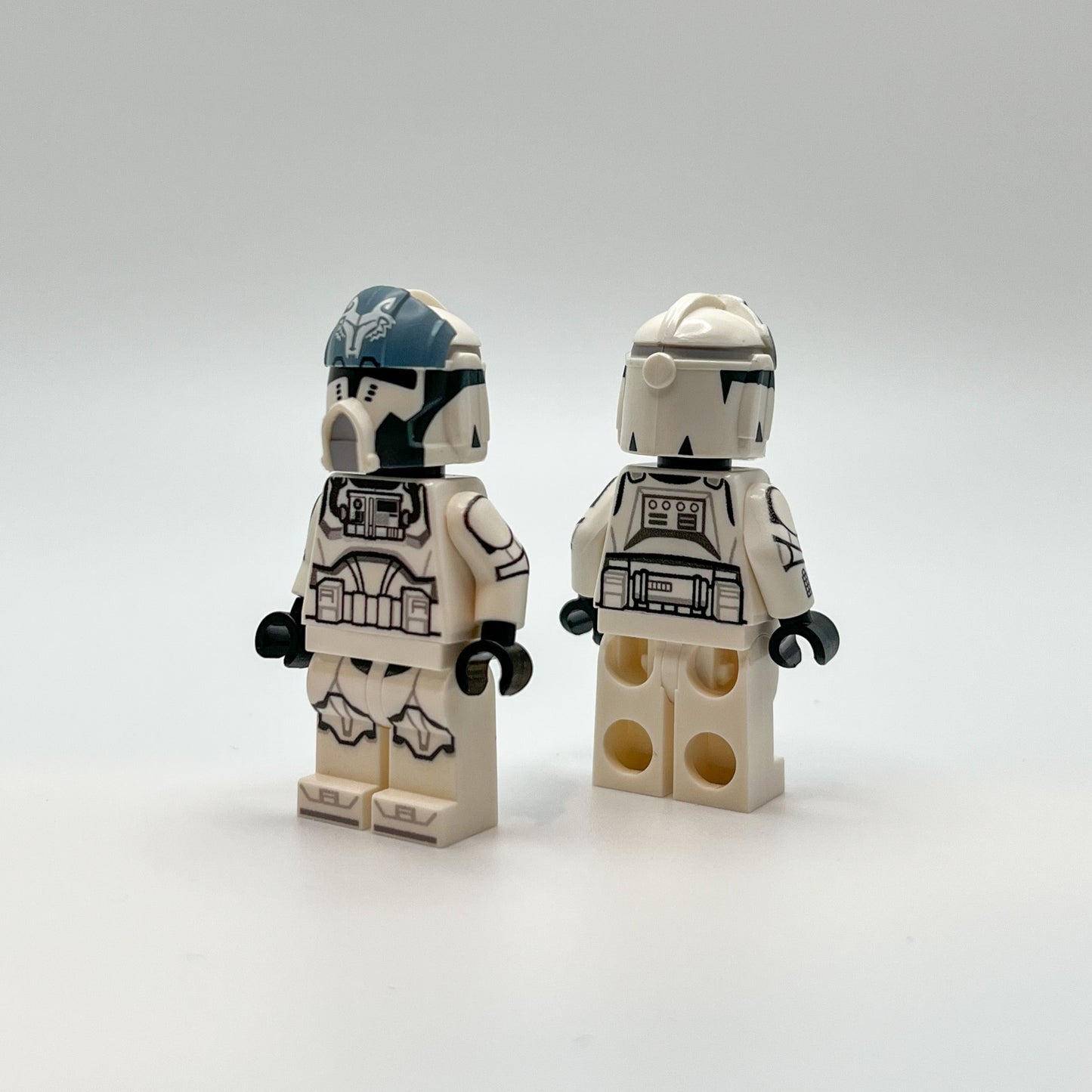 Front and back view of UV Printed LEGO® Clone Wolfpack Pilot from Clone Wars