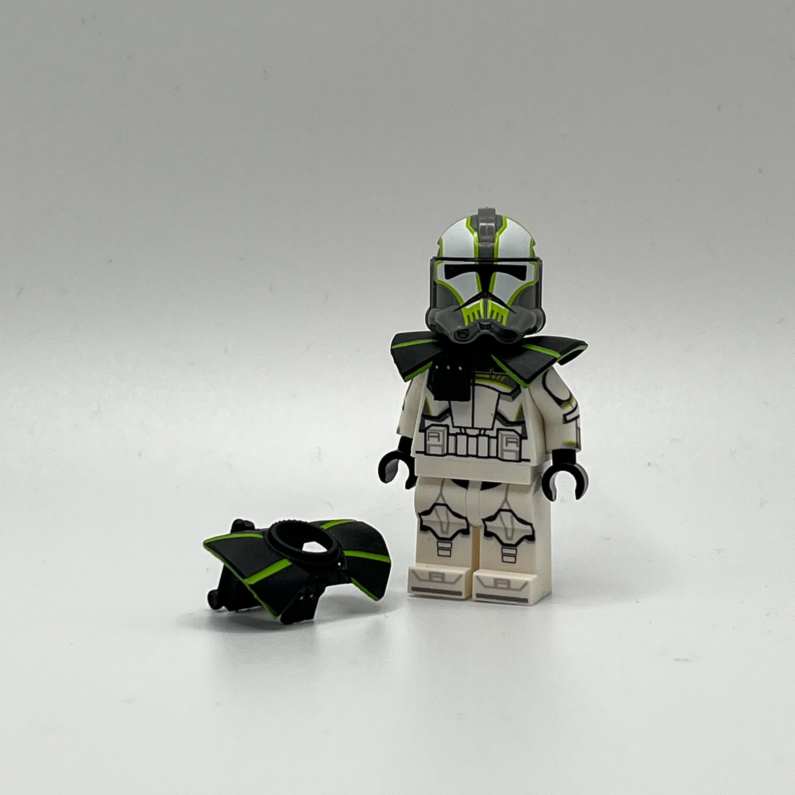Lambent Color Painted Clone Pauldron - Lambent – BCRcustom